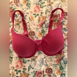 Women's Pink Bra size 32DDD paramour brand color